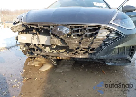 2021 Hyundai Sonata Limited z USA, uszkodzony, nr VIN 5NPEH4J29MH093809